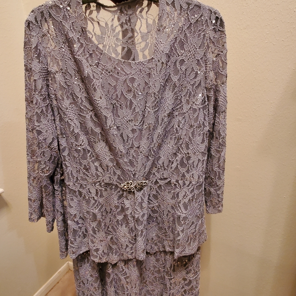 Gray Elegant Lace Dress with Jacket  Ursula of Switzerland - Picture 4 of 4